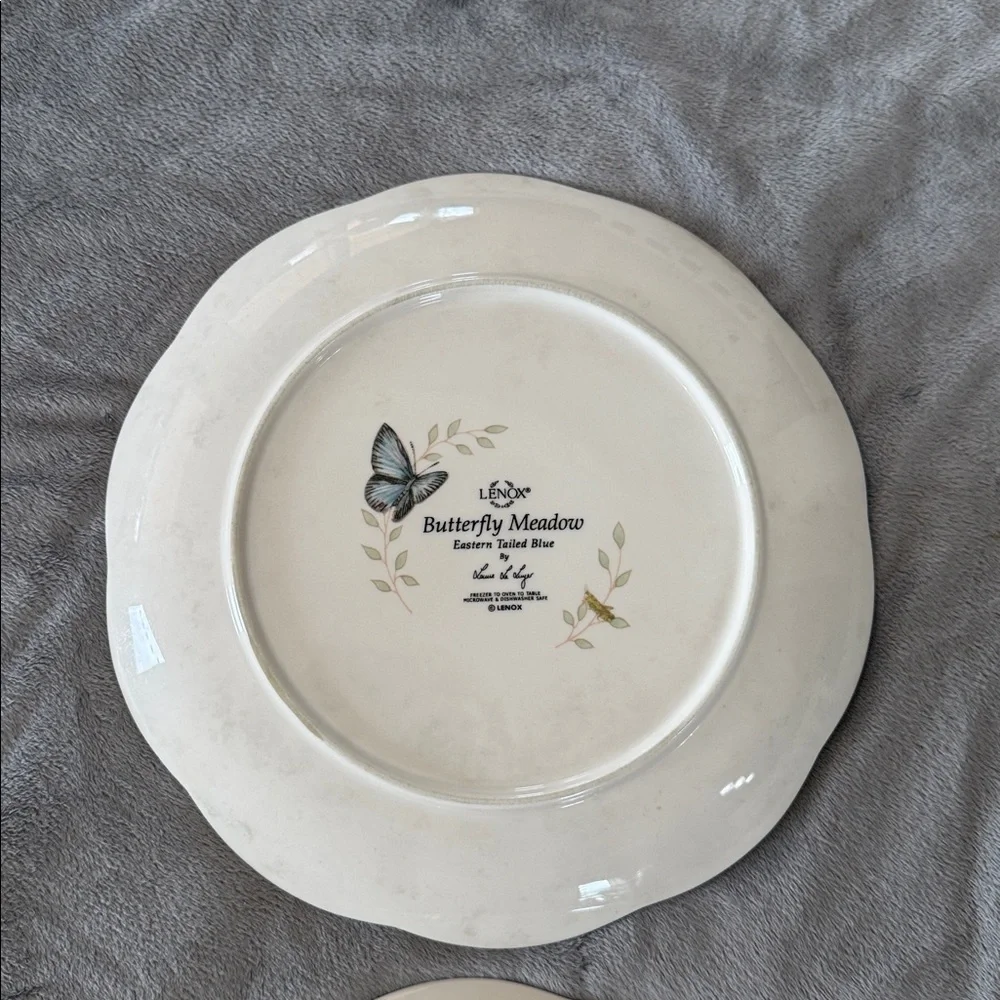 Lenox Butterfly Meadow Eastern‎ Tailed Blue 9” Dessert Luncheon Plates Set of 2